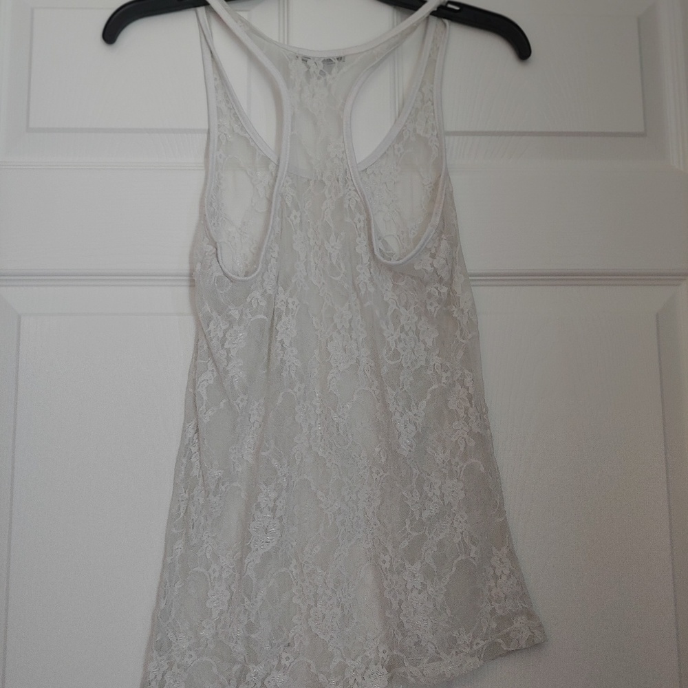 Lace top - Picture 2 of 3